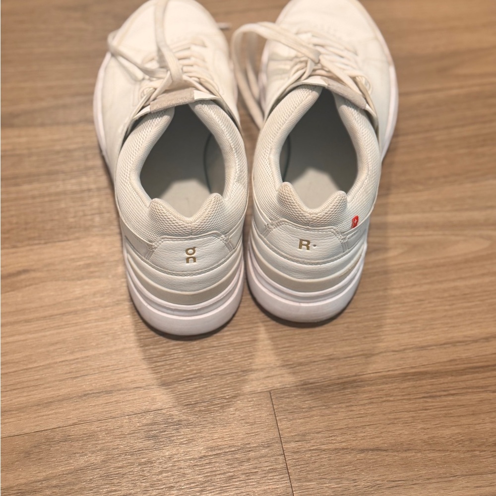 ON the roger centre court White Sneakers